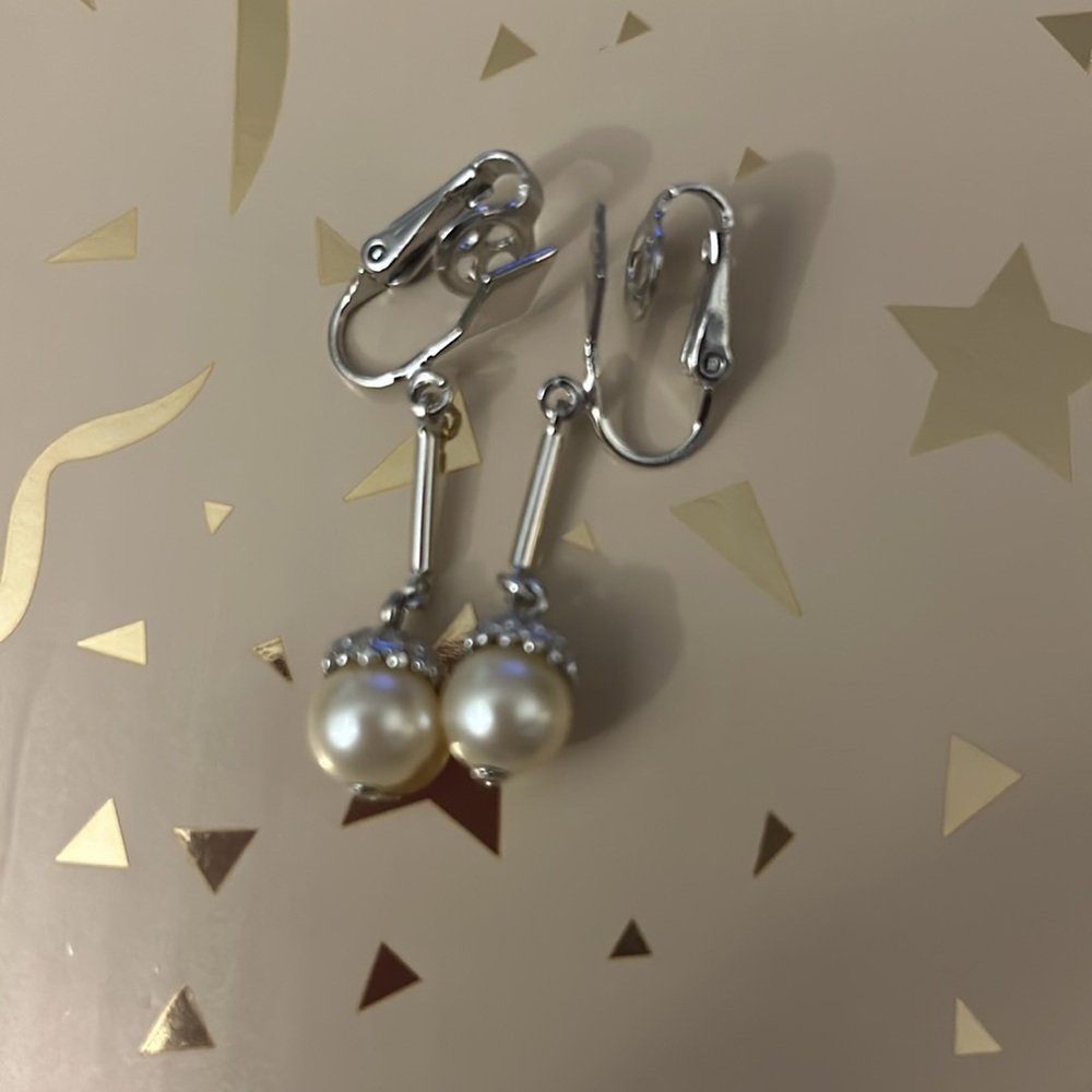 Avon Vintage Silver Pearl Dangle Clip-On Earrings